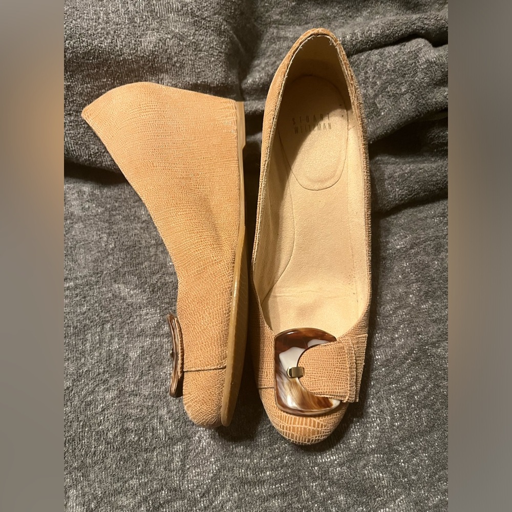 Stuart Weitzman Tan Beige Women Lizard Leather Wedge shoes sz 8.5 - Picture 13 of 13